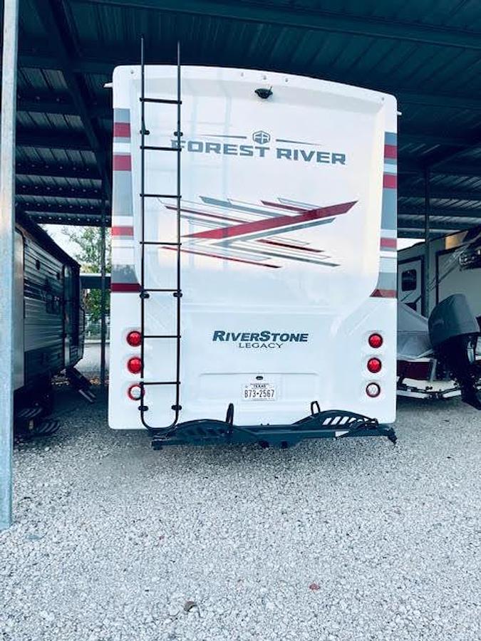 Used 2025 Forest River Riverstone Legacy 39RKFB