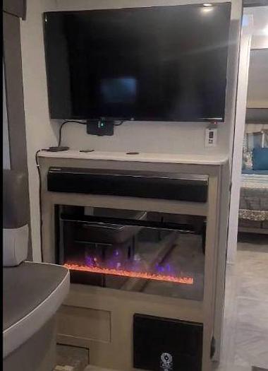 Used 2024 Forest River Wildwood X-Liite 24RLXL