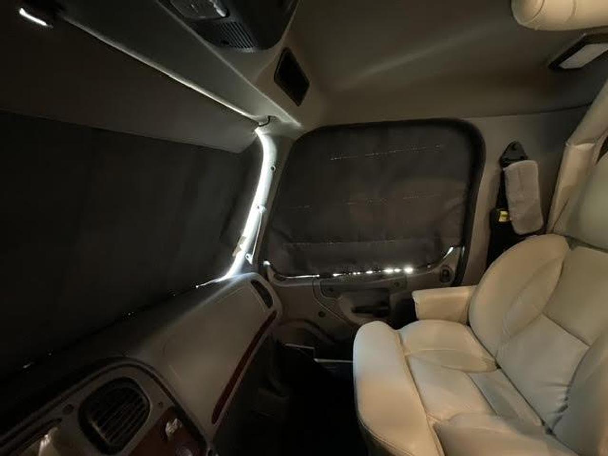 Used 2018 Jayco Seneca 37FS