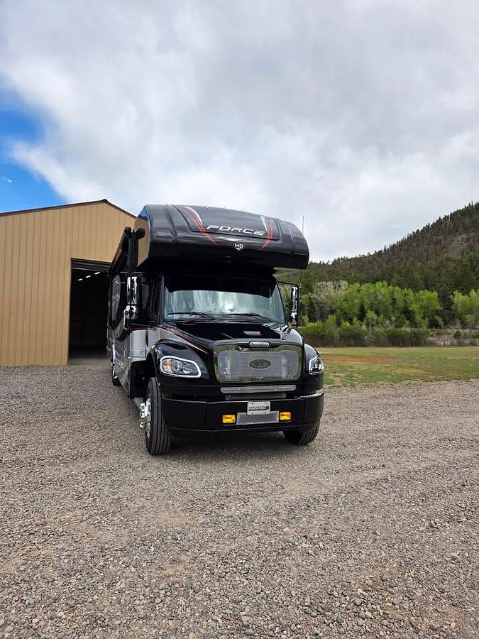 Used 2021 Dynamax Force Hd 37TSHD