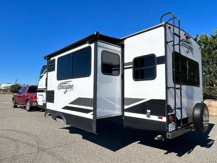 Used 2019 Grand Design Imagine