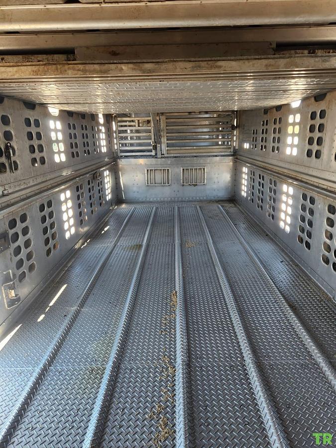 Used 2016 Wilson Cattle Trailer