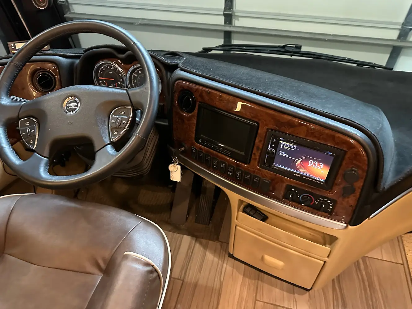 Used 2015 Newmar Ventana 4002