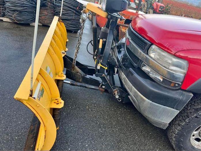 Used 2002 Chevrolet Silverado 2500HD with Snow Plow