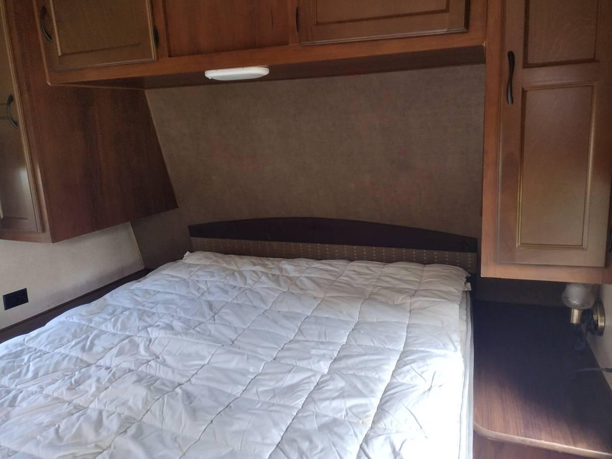 Used 2015 Jayco Flight 24ft Travel Trailer