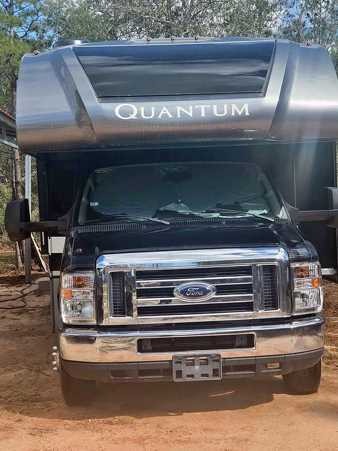 Used 2020 Thor Motor Coach Quantum Lf31