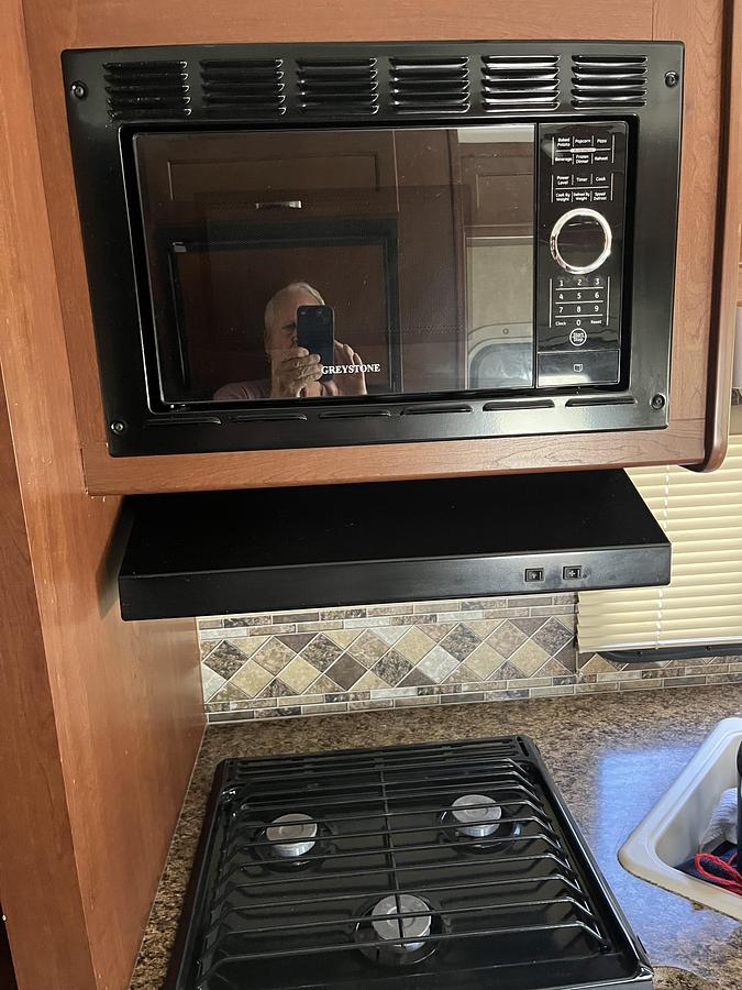 Used 2016 Thor Motor Coach Freedom Elite Class C Motorhome