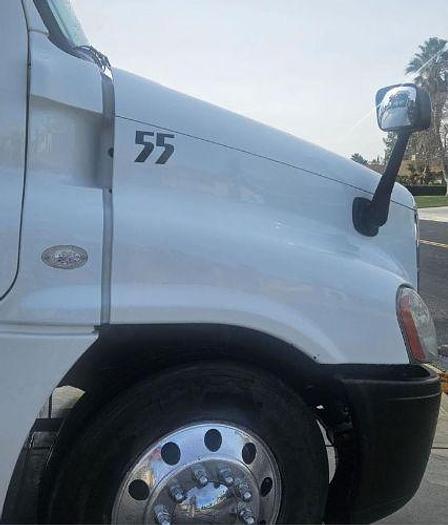 Used 2013 Freightliner Cascadia 125