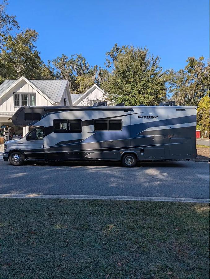 Used 2024 Forest River Sunseeker 3010DS