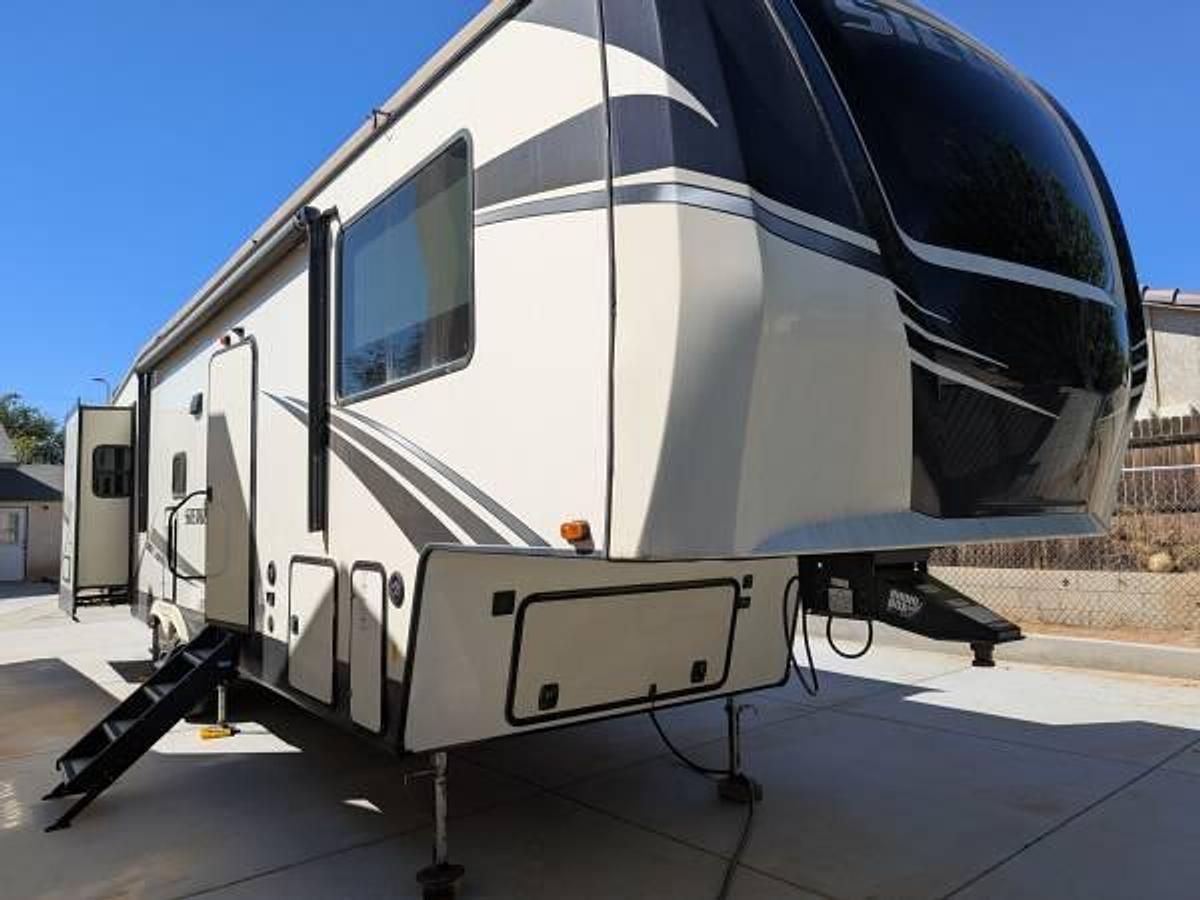 Used 2020 Foorest River Sierra 3550-Fl