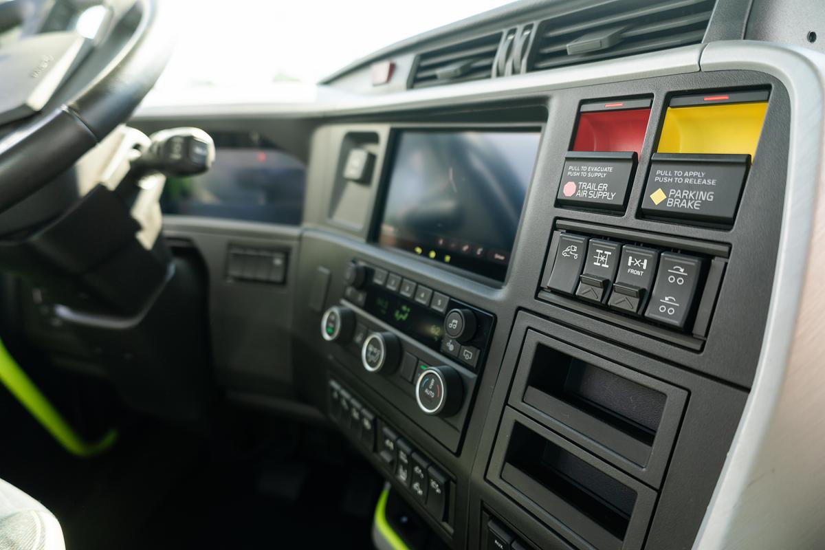 Used 2024 Volvo 300 Day Cab Semi Truck