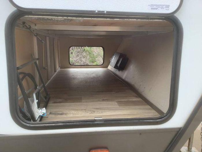 Used 2019 Forest River Wildwood Heritage Glen 272RL