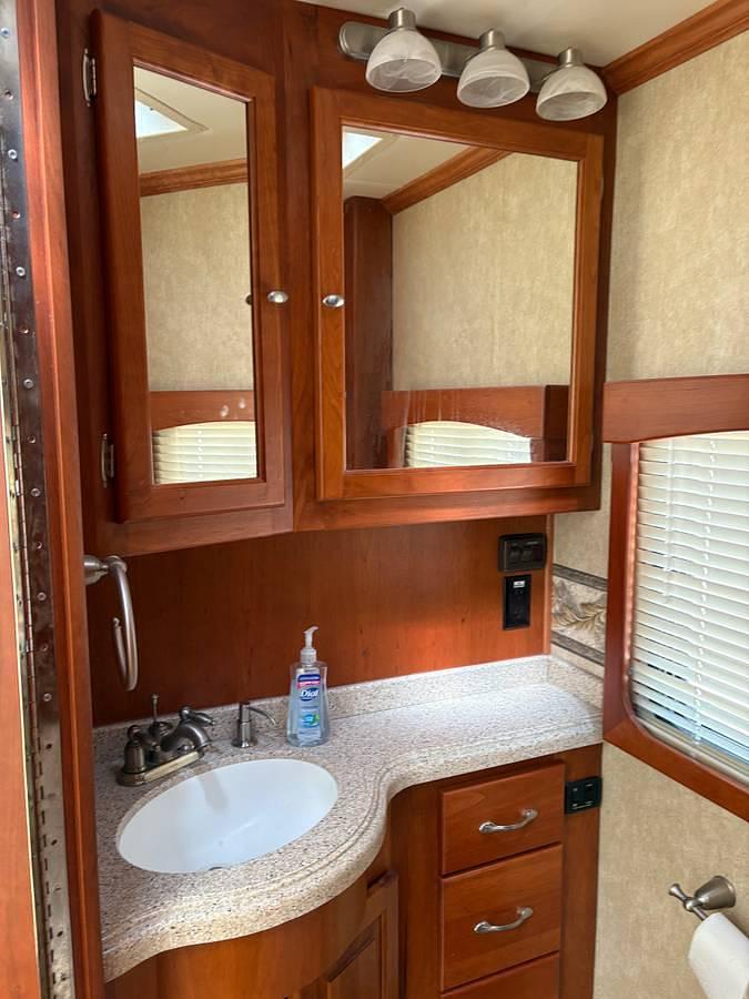 Used 2007 Tiffin Allegro 30 DA