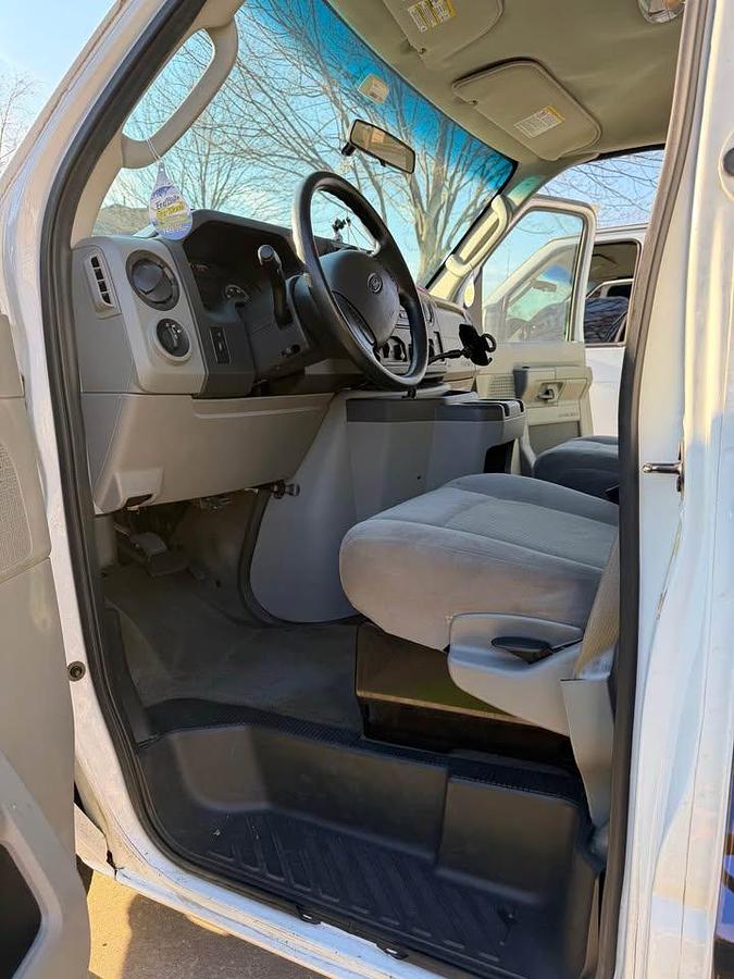 Used 2013 Ford E 350 XLT