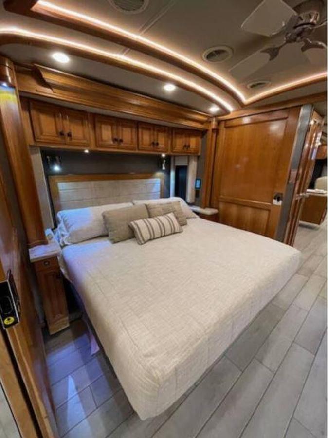 Used 2022 Tiffin Motorhomes ALLEGRO BUS 40IP Class A Motorhome