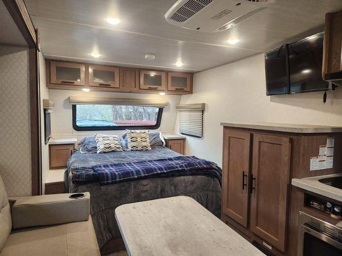 Used 2022 Forest River No Boundaries NB 19.5