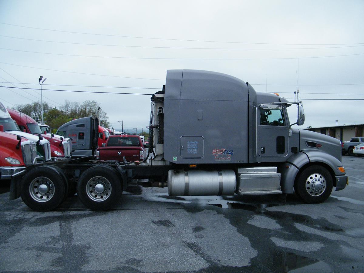 Used 2014 Peterbilt 385