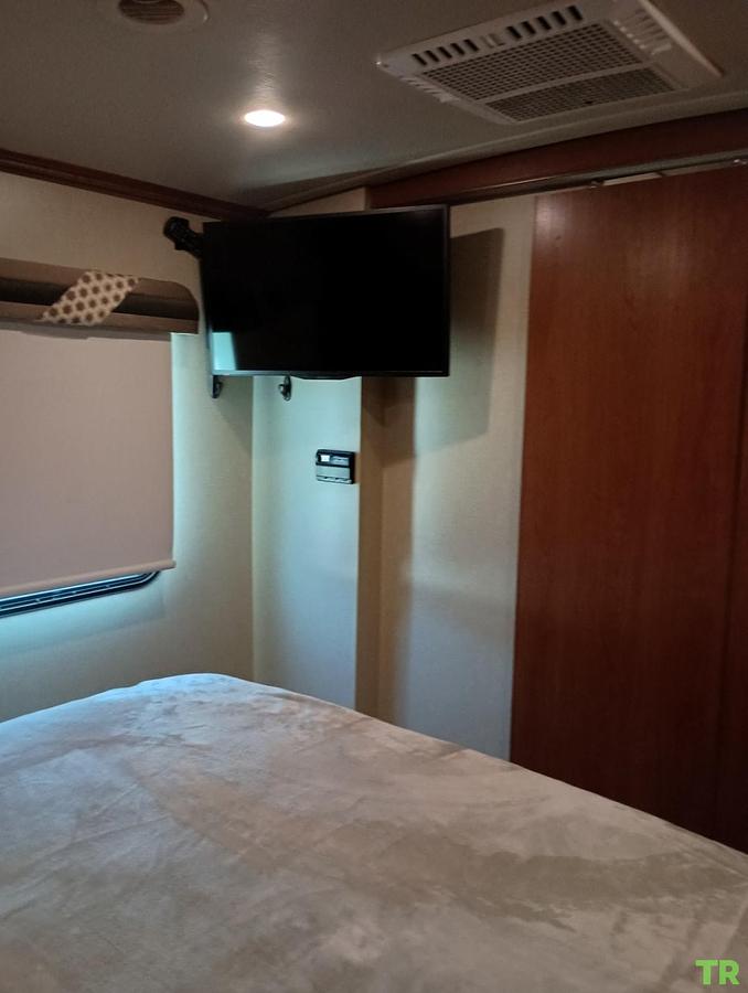 Used 2015 Winnebago Forza 34T