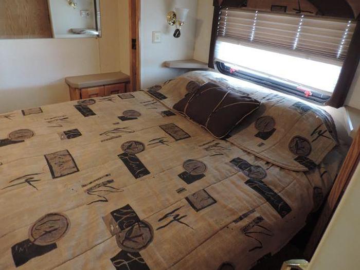 Used 2002 Monaco La Palma 30PBD