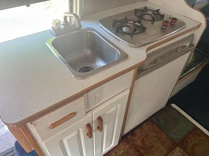 Used 2000 Dodge Leisure Travel Van