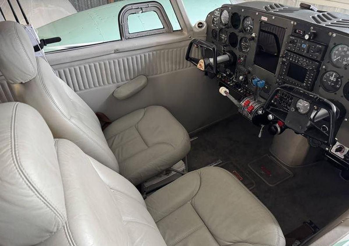 Used 1964 Piper Twin Comanche
