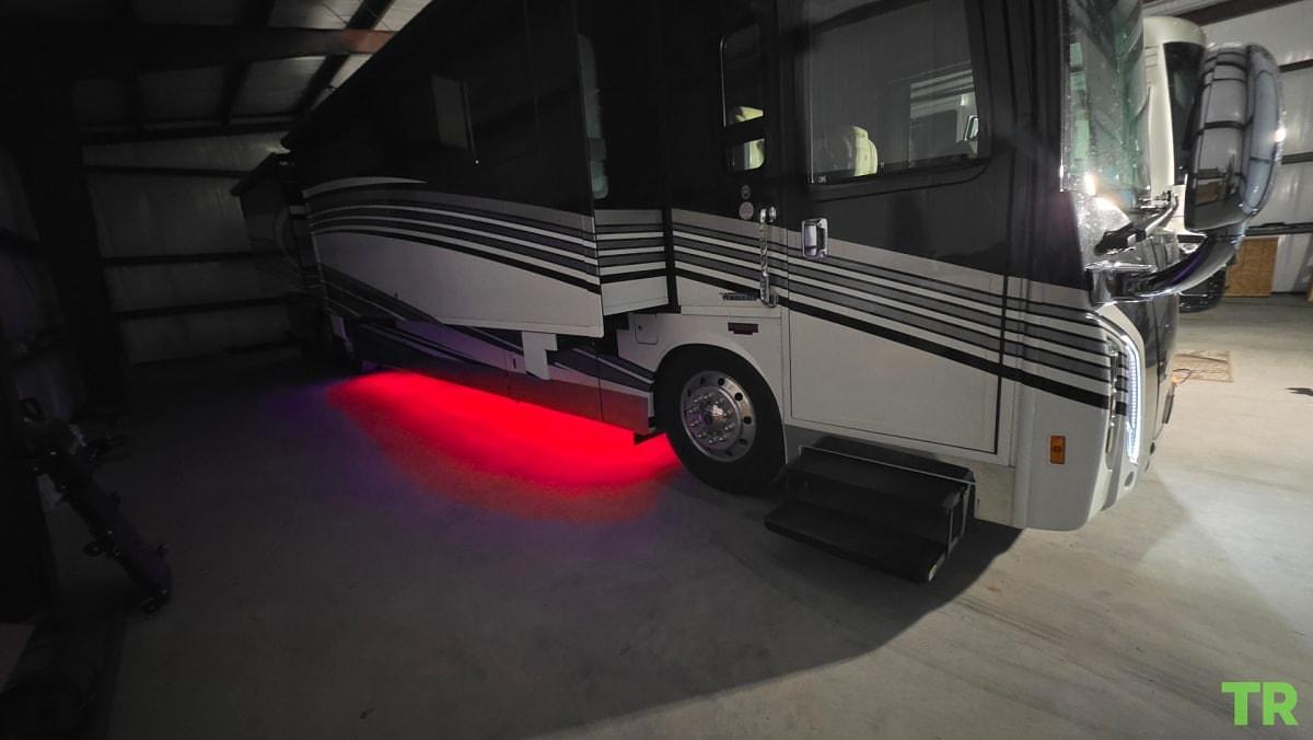 Used 2017 Winnebago Grand Tour 45RL