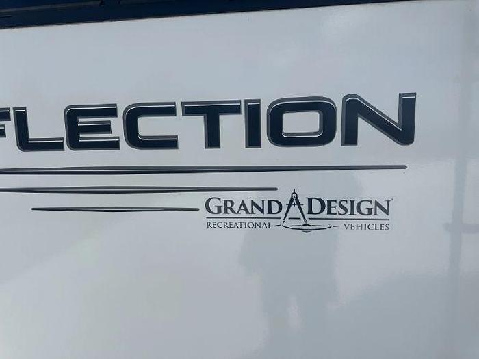 Used 2022 Grand Design Reflection