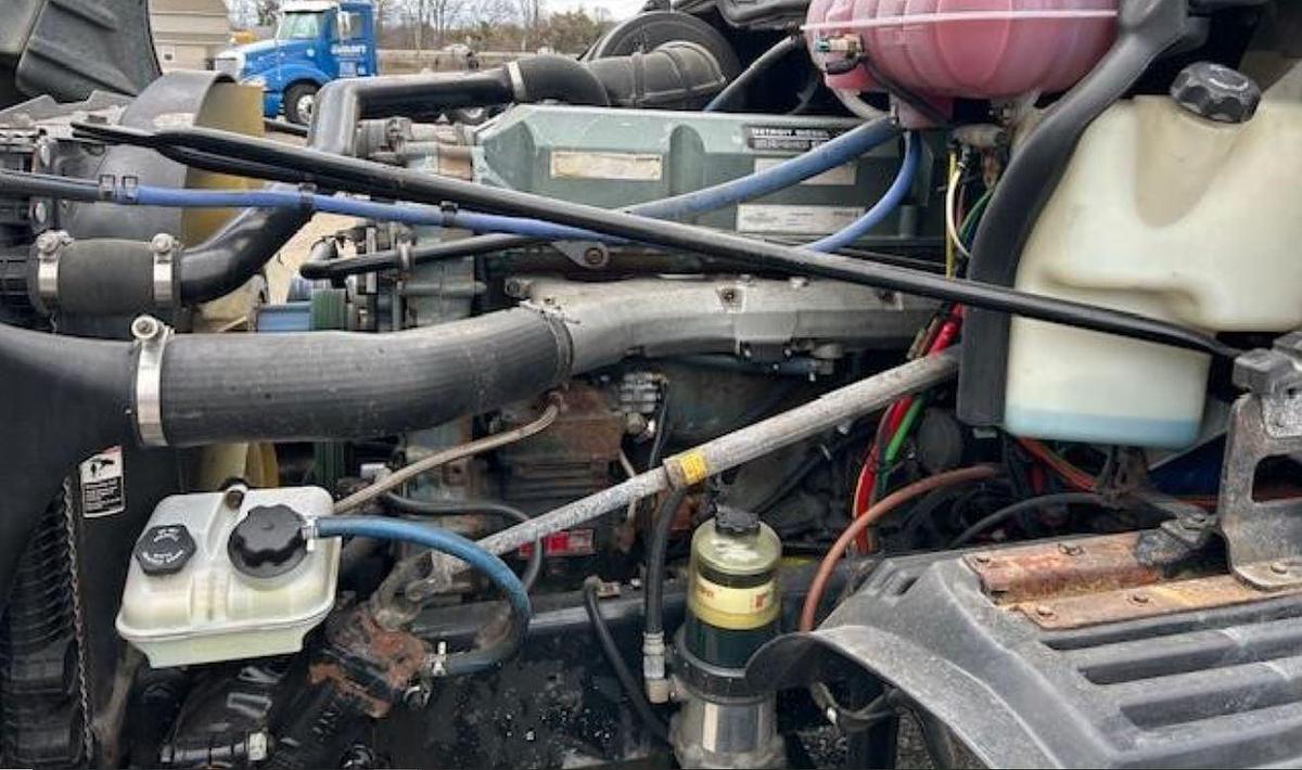 Used 2017 Freightliner Columbia 120