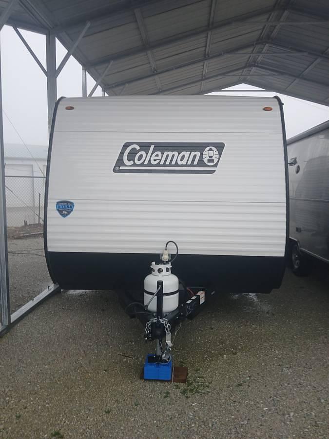 Used 2025 Keystone Coleman 17R Travel Trailer