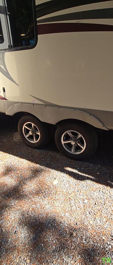 Used 2016 Cruiser RV Fun Finder Xtreme Lite M-241LRK Travel Trailer