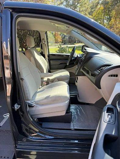 Used 2012 Dodge Grand Caravan SXT