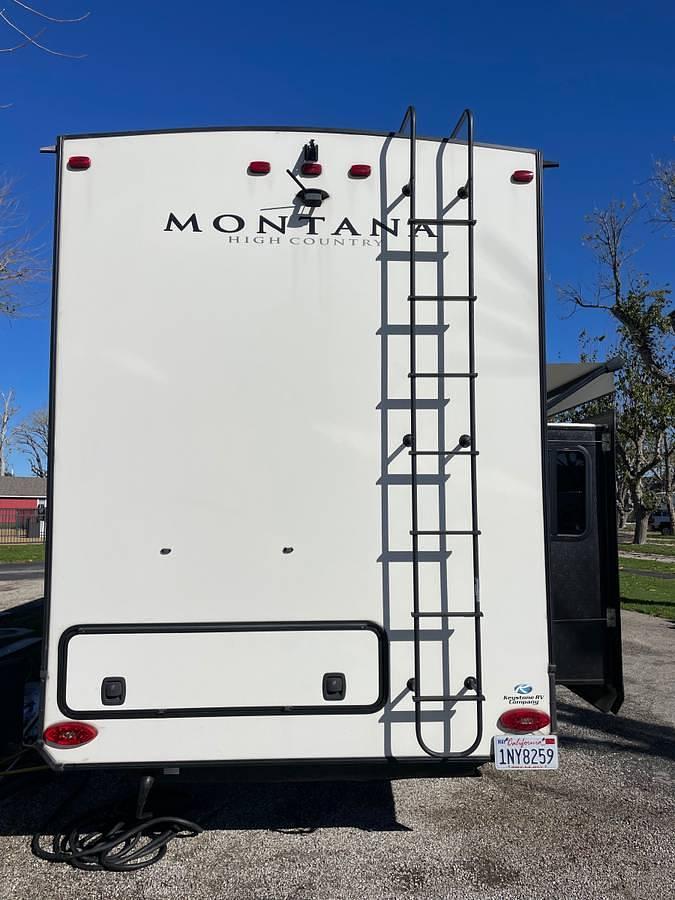 Used 2021 Keystone Montana High Country 377FL