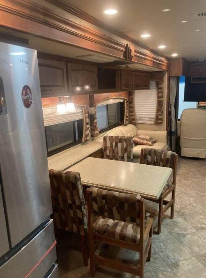Used 2008 Holiday Rambler ENDEAVOR 40PDQ Class A Motorhome