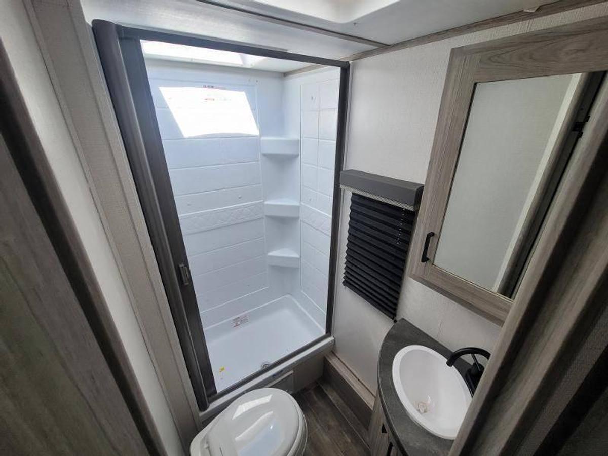 Used 2022 Keystone Passport 219BH