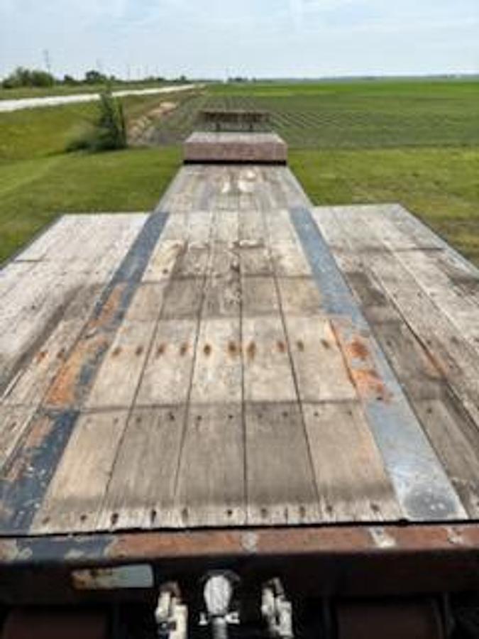 Used 2012 Fontaine Renegade Step Deck Trailer