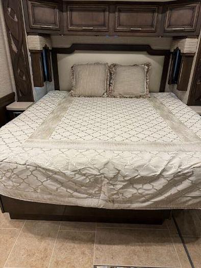 Used 2019 Newmar Ventana 3407