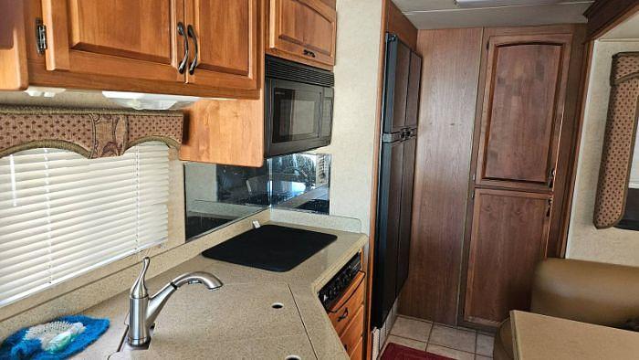 Used 2008 Holiday Rambler Vacationer 36SBD