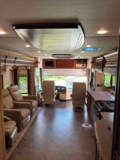 Used 2014 Newmar Ventana 3849