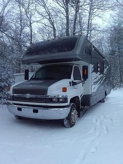 Used 2006 Gulf Stream Endura Super C Duramax