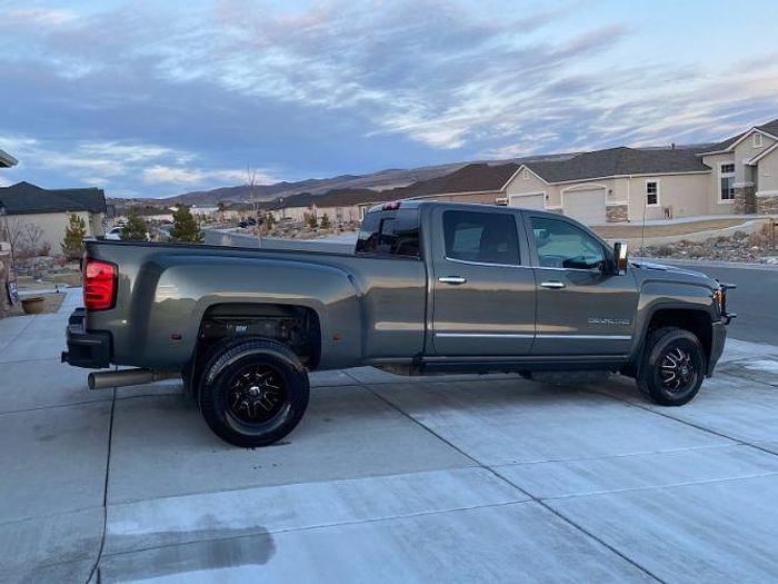 Used 2018 Keystone Montana 3813MS 2018 GMC Denali