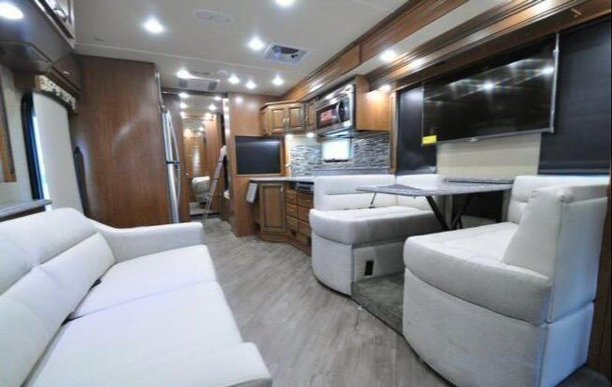 Used 2017 Fleetwood Pace Arrow 35E Class A Motorhome