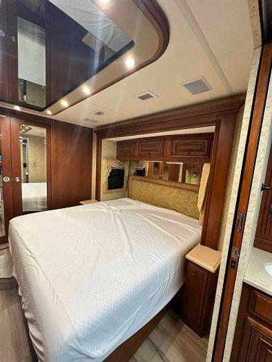 Used 2008 Travel Supreme Insignia 42DL24