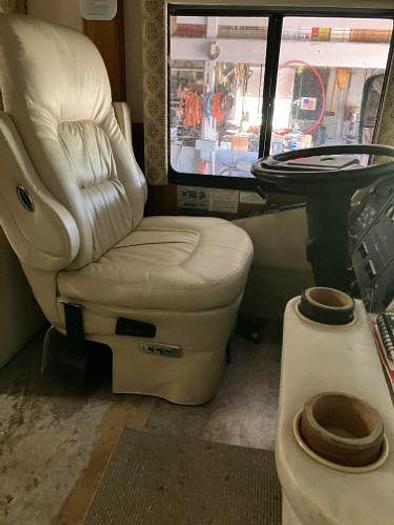 Used 1999 Fore Travel U320