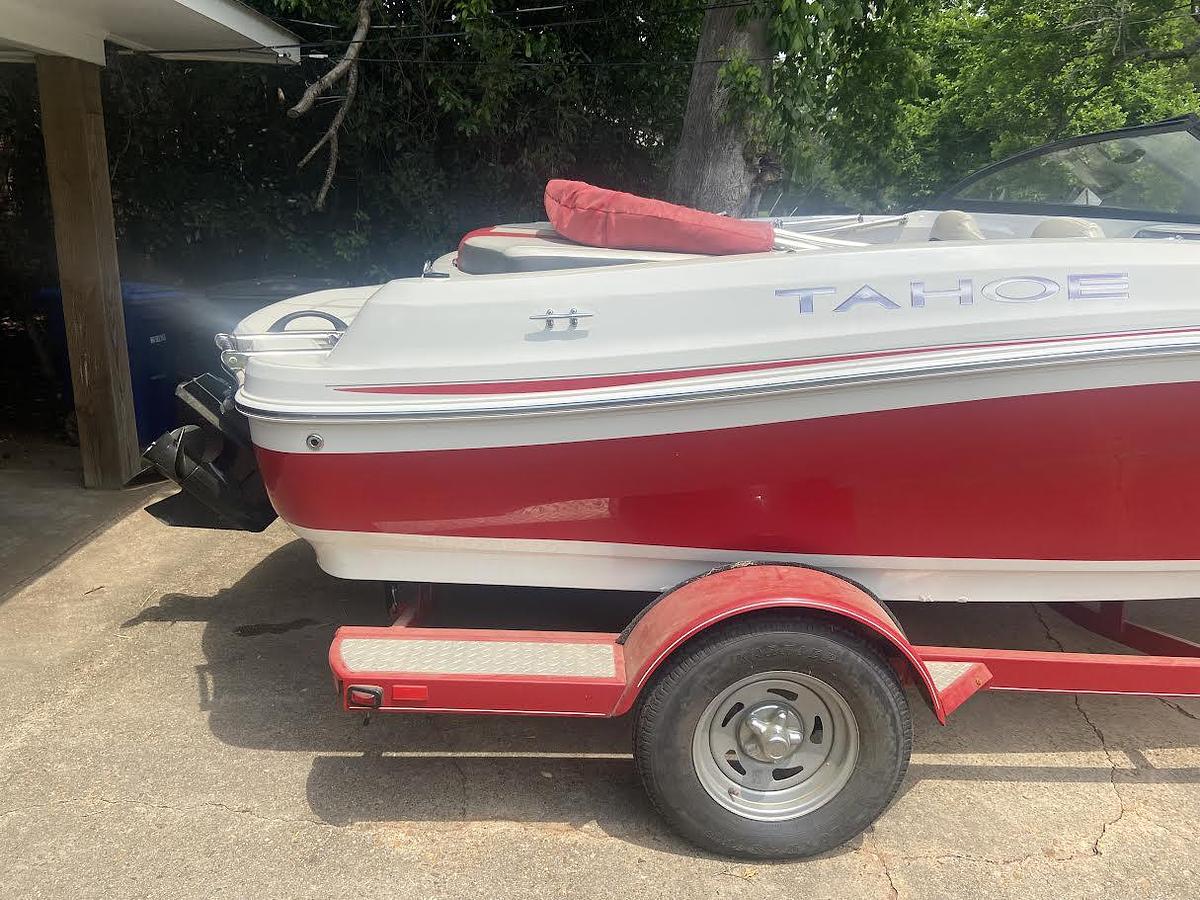 Used 2017 Tahoe 450 TS Ski Boat