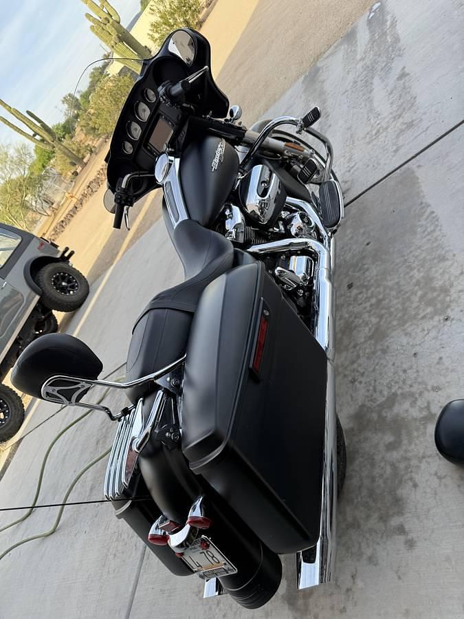 Used 2017 Harley-Davidson Street Glide