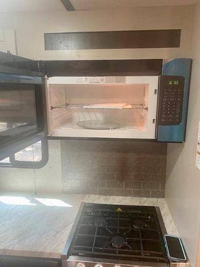 Used 2021 Crossroads Cruiser Aire 27RBS