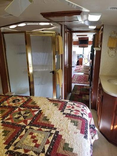 Used 2003 Fleetwood American Tradition M-40W