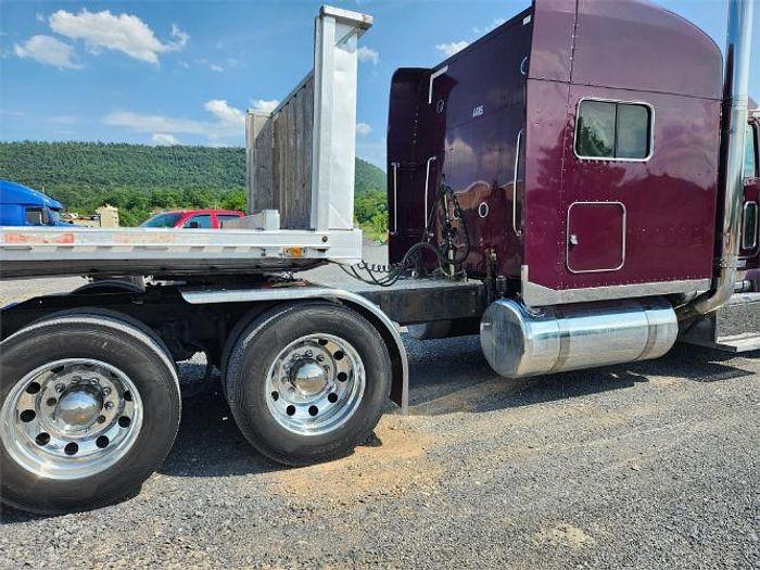 Used 2006 Peterbilt 379