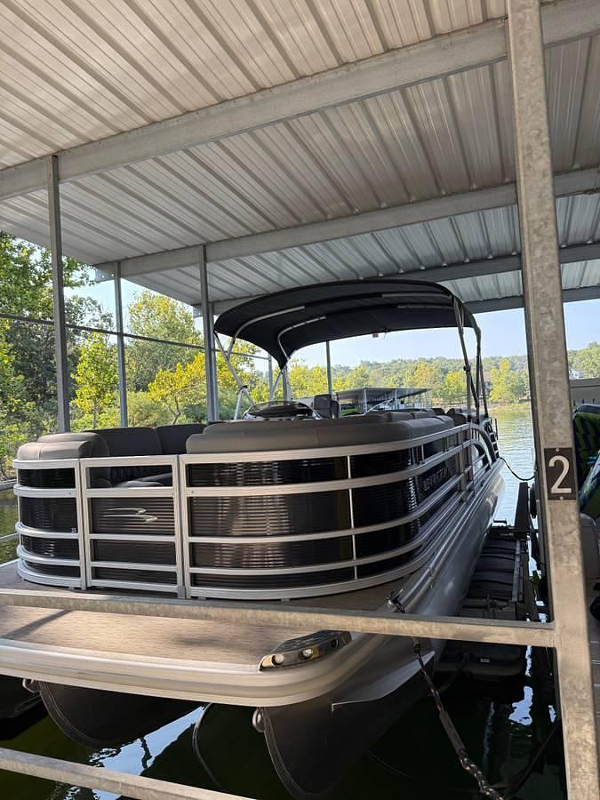 Used 2023 Bennington Tritoon Pontoon Boat