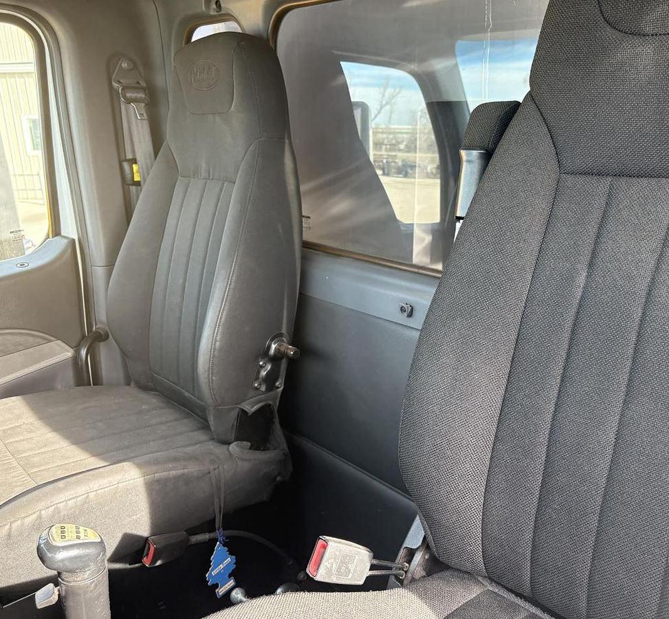 Used 2015 Peterbilt 579 Dump Truck